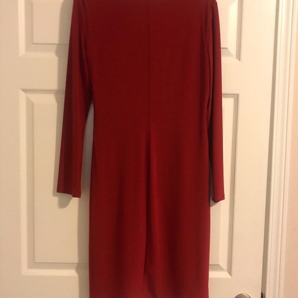 Red long sleeve dress - Picture 3 of 5